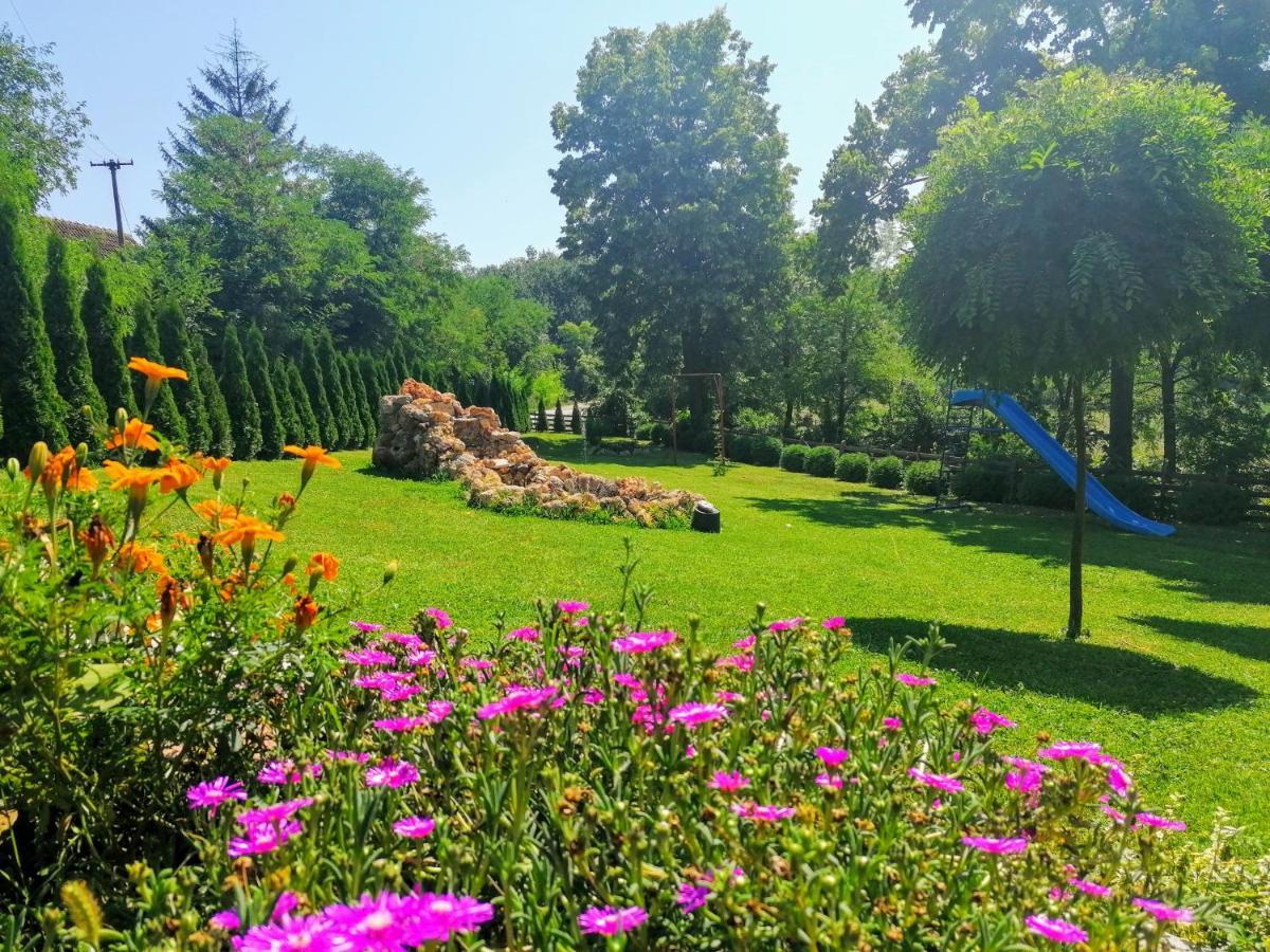 Kuca Za Uzivanje Valjevo Buitenkant foto